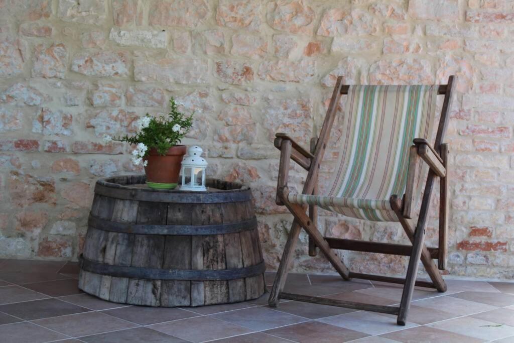 Casa Kikenda, Viaggio Nella Natura Treia Ngoại thất bức ảnh