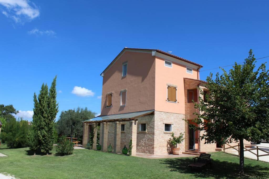Casa Kikenda, Viaggio Nella Natura Treia Ngoại thất bức ảnh